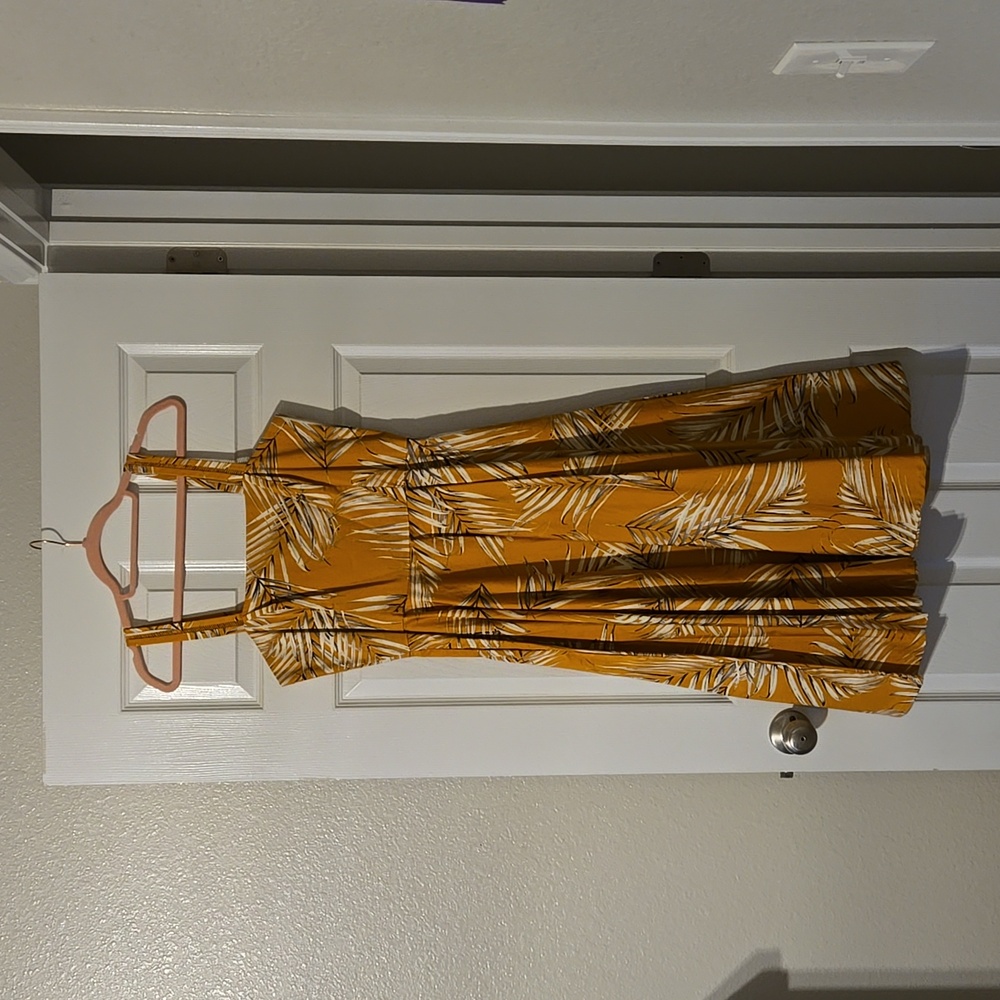 White House Black Market dress size 8